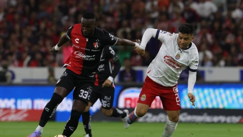 Atlas vs Chivas: ¿Quién sale como favorito al Clásico Tapatío?