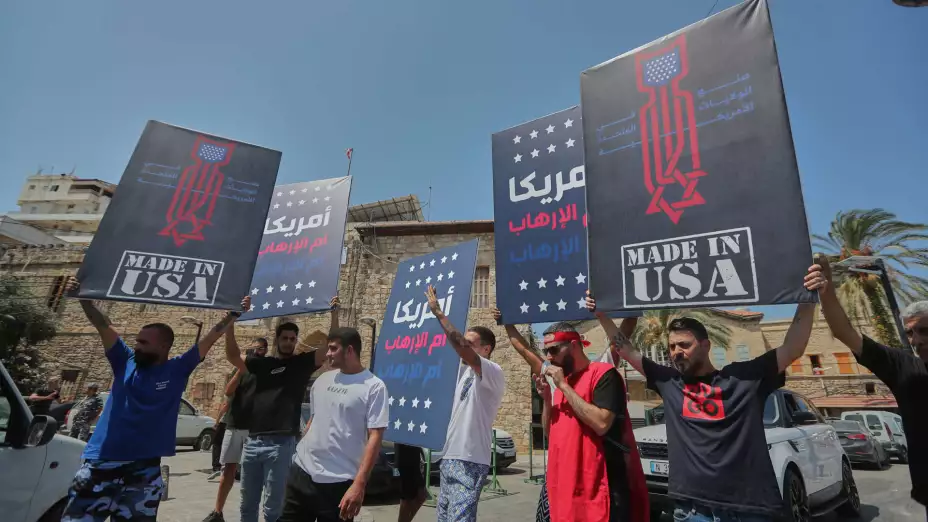 Protesta en Líbano contra Tom Barrack, enviado especial de Trump para Oriente Medio.