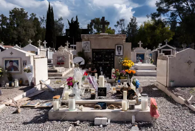 Profanan tumba en Guanajuato