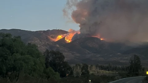 Border 2 fire Chula Vista San Diego.jpg