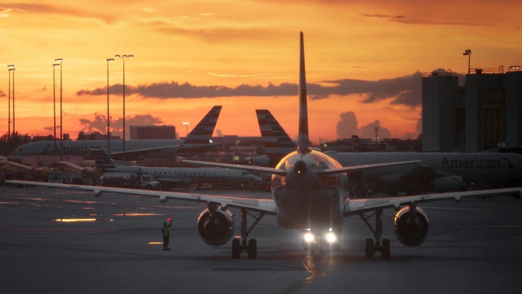 Suspenden vuelos en aeropuertos de Florida por caída de restos del cohete Starship que explotó HOY 6 de marzo