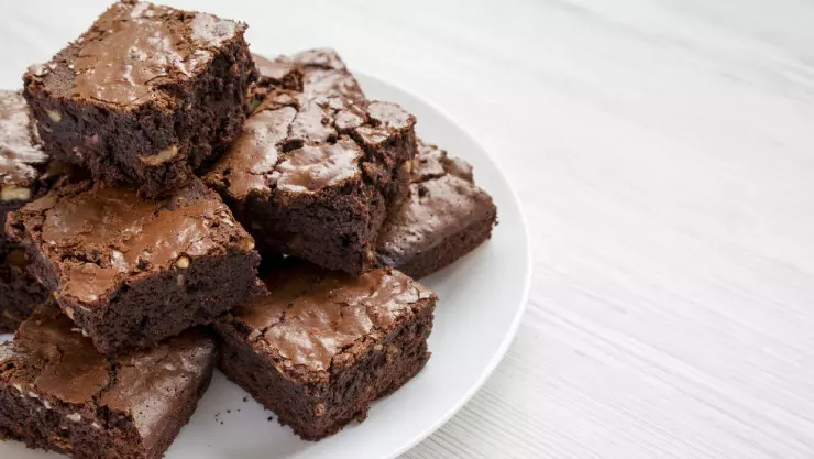 15 alumnos intoxicados tras consumir brownies mágicos.