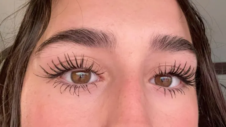 maquillar ojos marrones