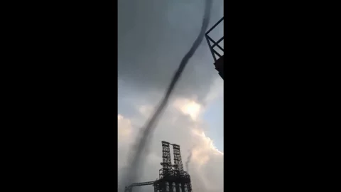 tornado.jpg