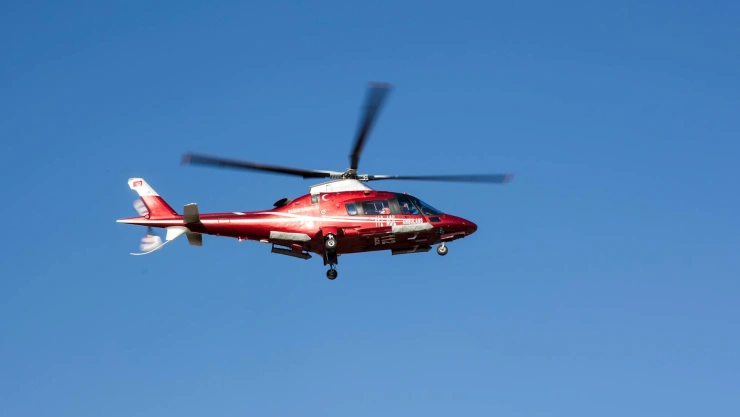 Helicóptero médico se estrella en Estados Unidos; tres personas perdieron la vida
