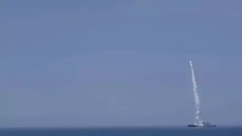 Rusia responde a ataques de Ucrania; Putin emite mensaje