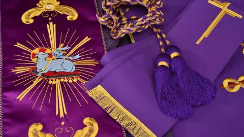 Qué-simboliza-el-color-morado-en-Cuaresma.jpg