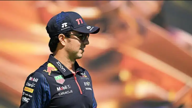 Errores de Checo Pérez evitan tensiones en Red Bull Racing