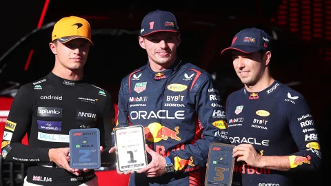 Lando Norris, Max Verstappen y Checo Pérez en GP Brasil
