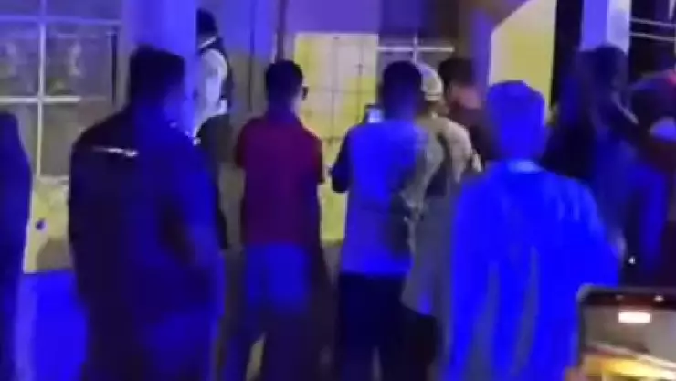 Mujeres son acusadas de hacer BRUJERÍA en la Península; vecinos intentaron atacarlas: esto se sabe del caso