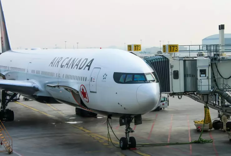 Aeropuertos de canadá detenidos por amenaza de bomba.jpg