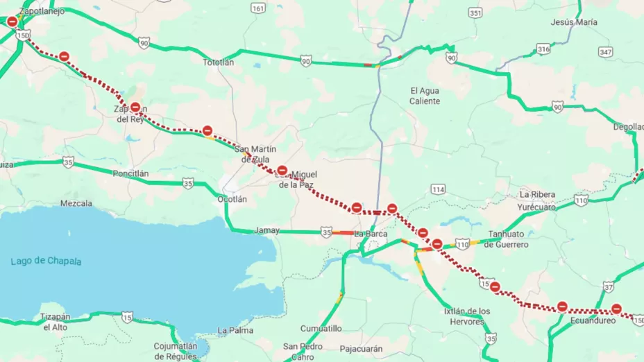 ¡Imposible avanzar! Sigue bloqueada en su totalidad la Autopista Guadalajara a México