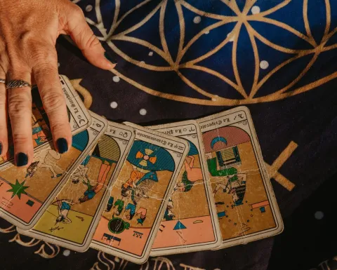Horóscopo de Nana Calistar del domingo 18 de octubre