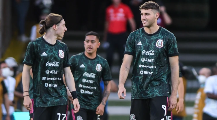 Santiago Giménez, Marcelo Flores, selección Mexicana, Feyenoord, Liga MX