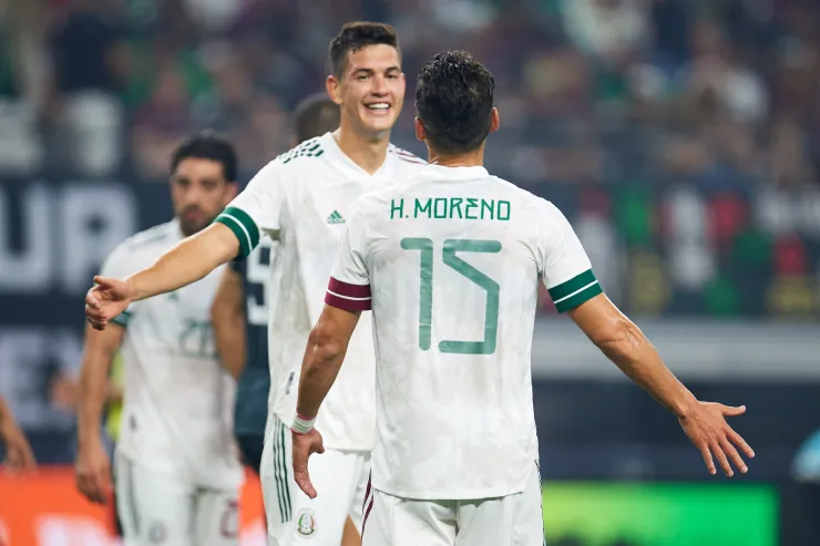 César Montes y Héctor Moreno con la Selección Mexicana