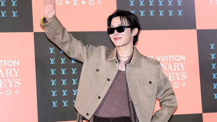J-Hope cumple años 7 veces que el ‘Sol de BTS’ rompió las reglas de la moda masculina e impuso tendencia
