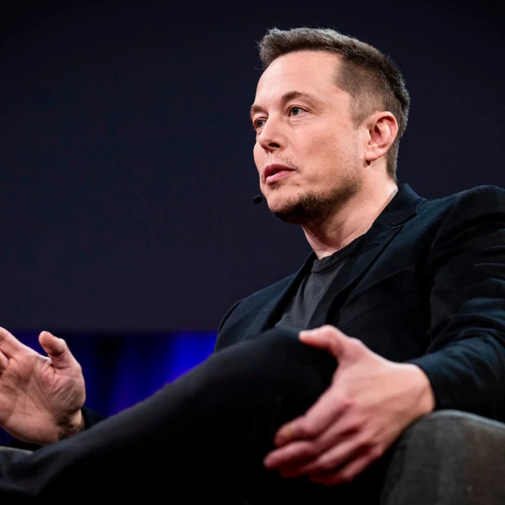 Grok-3, la nueva IA de Elon Musk pone a temblar a Chat GPT