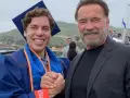 Arnold-Schwarzenegger-detective-en-el-kinder