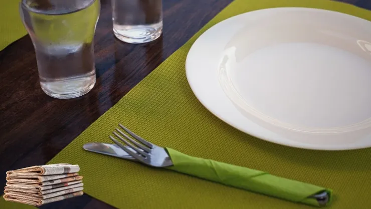 Ideas DIY Cómo crear un centro de mesa a partir de periódicos y revistas usadas.jpg