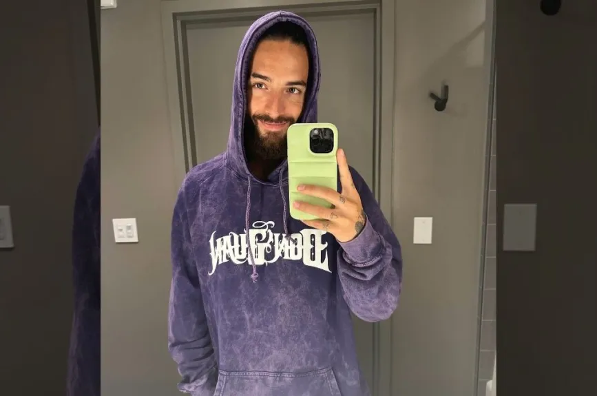 Maluma con gorro.jpg