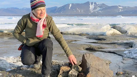 Christiane Leister en isla más al norte del mundo