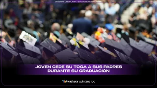 VIDEO: ¡El más orgulloso! Joven se quita toga y se la entrega a sus padres en la graduación