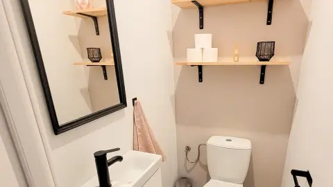 42 ideas para remodelar baños pequeños: se verán más grandes y muy elegantes