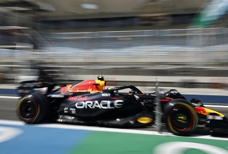 Checo Pérez en el test de la Fórmula 1