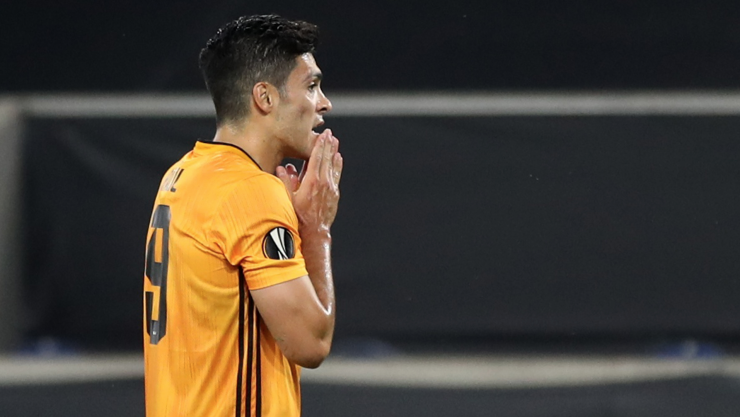 El motivo por el que la Juventus descartó a Raúl Jiménez