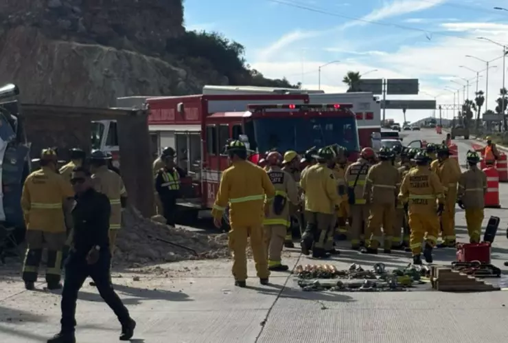 Colisión en bulevar 2000 deja un fallecido: Bomberos detallan intervención