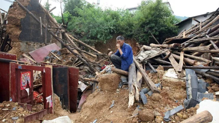 6.5-Magnitude Earthquake Hits Yunan