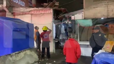 flamazo-en-puesto-de-comida-en-iztacalco