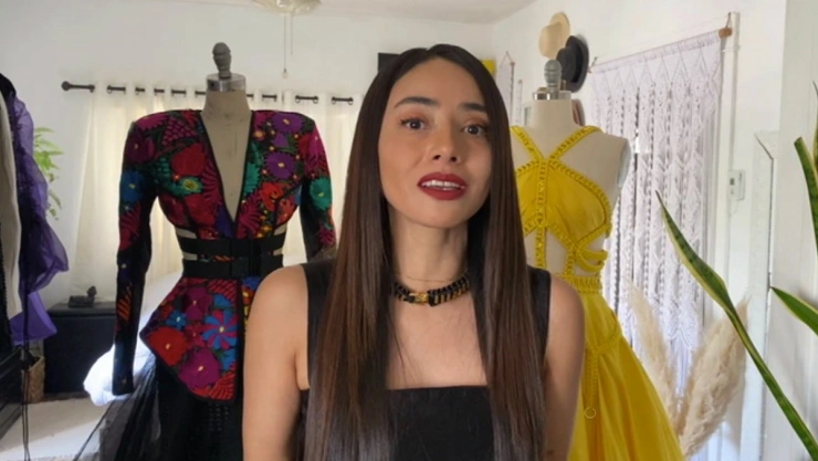 Diseñadora mexicana pone en alto moda indígena a nivel internacional