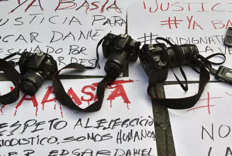 Balean casa de periodista Beatriz Flores en Tepeji del Río, Hidalgo