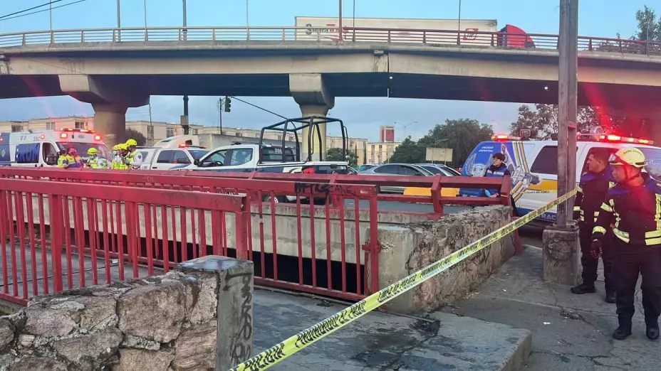 Aparece cuerpo sin vida en el Río de los Remedios, Tlalnepantla