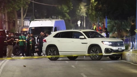 Una pareja fue asesinada mientras circulaba en un vehículo sobre Congreso de la Unión, Gustavo A. Madero (GAM).