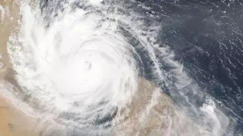 ÚLTIMA HORA_ Potencial ciclón tropical CERCA de Yucatán se FORTALECE