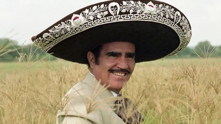 Salen a la luz imágenes de la tumba de Vicente Fernández.