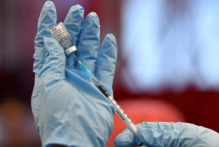 Vacuna Pfizer contra Covid-19 presenta problemas