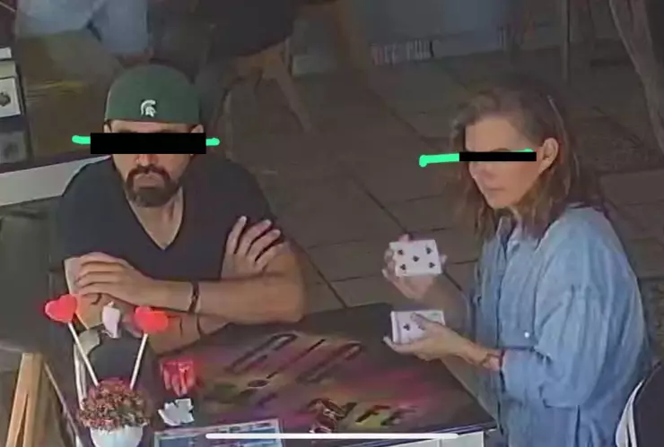FOTO_ Pareja de extranjeros se habría ido de una cafetería sin pagar la cuenta en Chelem