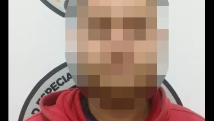 Jesús es detenido por robar en farmacias en Culiacán
