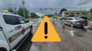 ¡ÚLTIMA HORA! Tráfico en Cancún tras cierre parcial en la avenida Kabah HOY 10 de noviembre