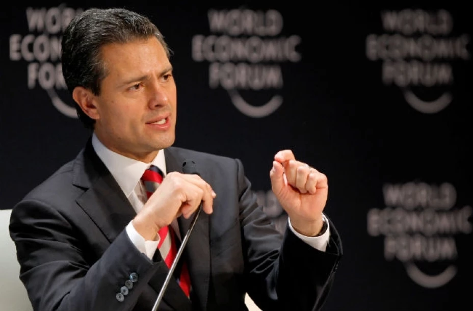 El presidente Enrique Peña Nieto aseguró que el acuerdo entre el Gobierno de la República y las más importantes fuerzas políticas ha hecho posible que México avance en la ruta de cambio y transformación