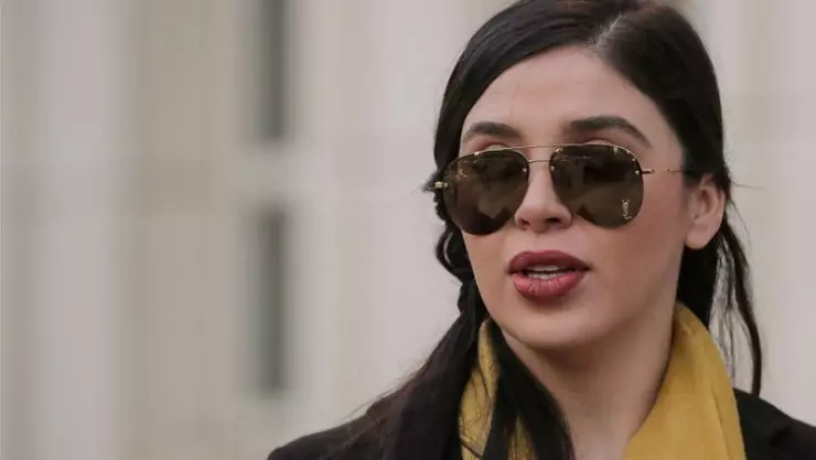 Trasladan a Emma Coronel a cárcel de mínima seguridad en EUA