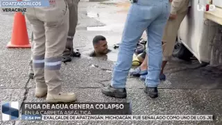Fuga de agua en Coatzacoalcos.