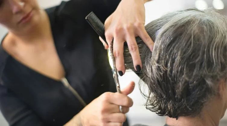 4 cortes de pelo para mujeres con poco pelo estilos que dan volumen y hacen ver el cabello más abundante