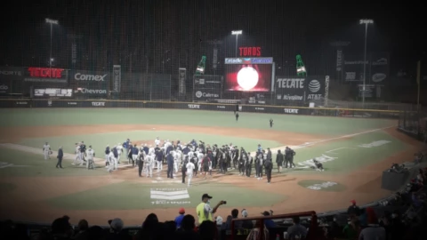 Rieleros de Aguascalientes vs Toros de Tijuana pelea
