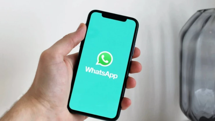 WhatsApp Azul - La versión falsa que podría meterte en graves problemas