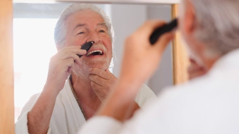Las personas prefieren eliminar los pelos de la nariz