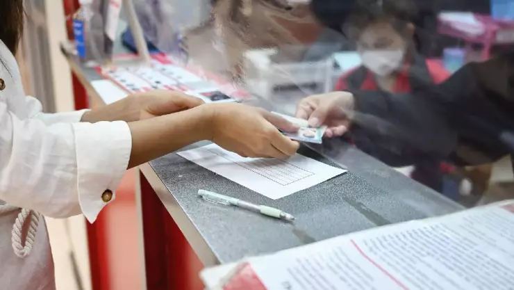 Aquellos conductores que hayan perdido su licencia de conducir permanente en CDMX deberán renovarla en la Secretaría de Administración y Finanzas de la Ciudad de México.